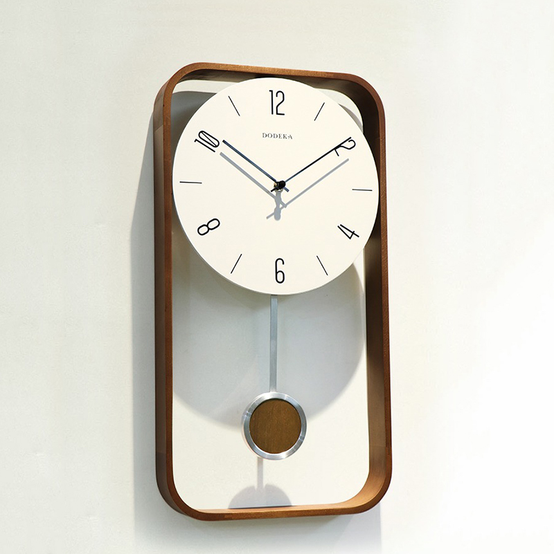 Japanese Luxury Lifestyle - Orologi da Parete in Legno Vintage